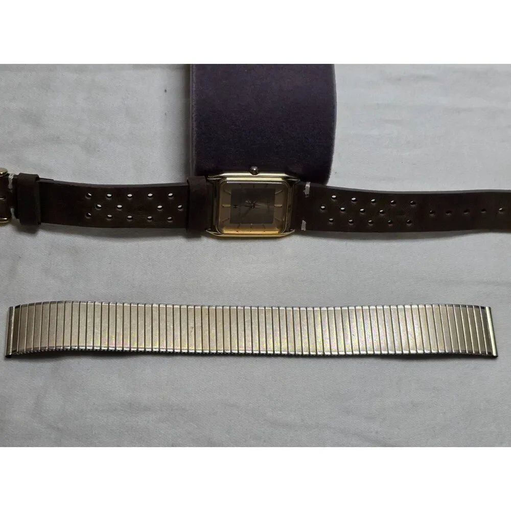 Vintage Hamilton Quartz Tank Watch 8282 Gold Tone Rectangular Dress Watch